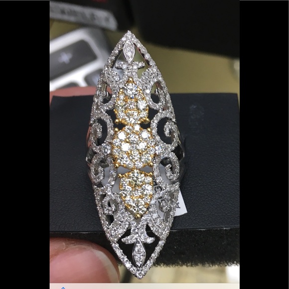 Beautiful Art Deco Ring - Picture 2 of 2